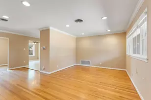 1802 Turnpike Rd, Houston, TX 77008 - Photo 5