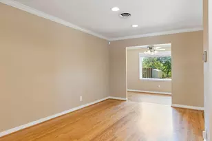 1802 Turnpike Rd, Houston, TX 77008 - Photo 9