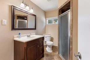 1802 Turnpike Rd, Houston, TX 77008 - Photo 33