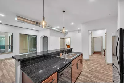 1901 Post Oak Boulevard #1606, Houston, TX 77056 - Photo 7