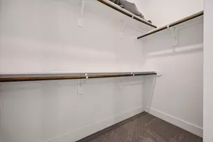5912 E Post Oak Ln, Houston, TX 77055 - Photo 17