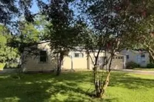 6734 E Bayou Dr, Hitchcock, TX 77563 - Photo 13