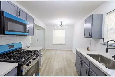 915 N Oak Drive, Houston, TX 77073 - Photo 7