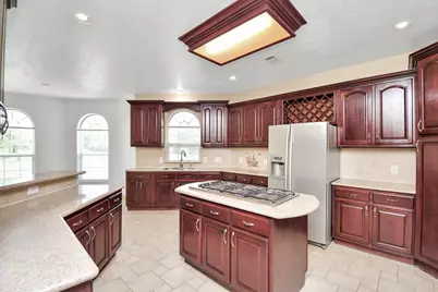 1321 E Archer Road, Baytown, TX 77521 - Photo 9