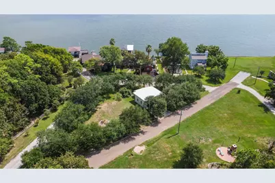 155 Greenbriar Drive, Livingston, TX 77351 - Photo 47