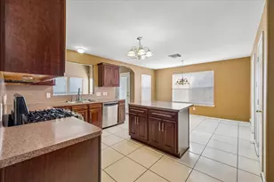 5238 Kylie Springs Ln, Houston, TX 77066 - Photo 11