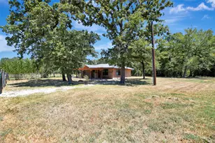 4056 Pecan Ln, Madisonville, TX 77864 - Photo 3