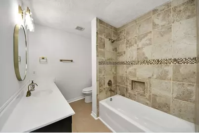 10130 Sagerock Drive, Houston, TX 77089 - Photo 9