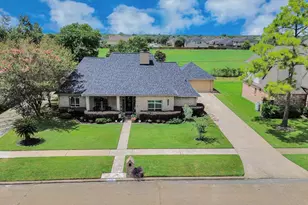 2208 Country Club Dr, Pearland, TX 77581 - Photo 23