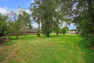 2027 W Little York Road, Houston, TX 77091 - Photo 11