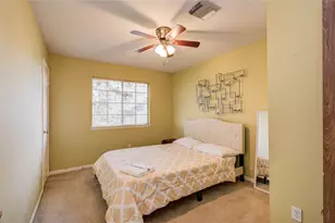 3219 Leila Oaks Dr, Houston, TX 77082 - Photo 33