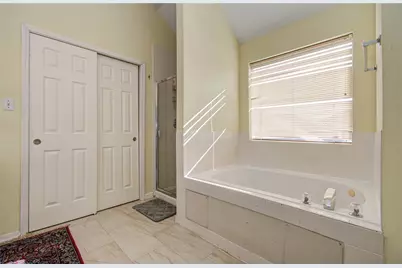 3219 Leila Oaks Drive, Houston, TX 77082 - Photo 29