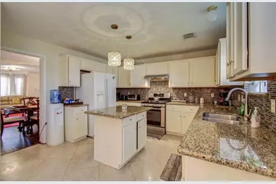 3219 Leila Oaks Drive, Houston, TX 77082 - Photo 15