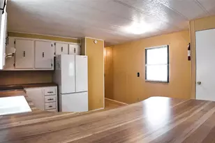 251 Oakdale Dr, Huntsville, TX 77320 - Photo 13