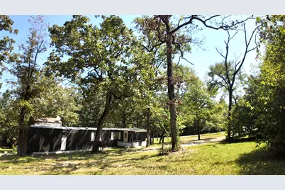 251 Oakdale Drive, Huntsville, TX 77320 - Photo 33