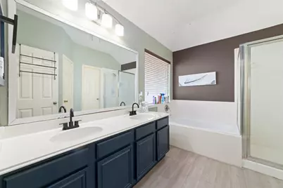 11723 Turtle Lake Drive, Houston, TX 77064 - Photo 5