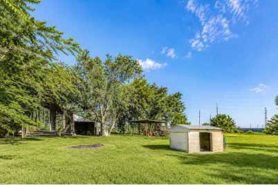 925 Norcross Road, Wallis, TX 77485 - Photo 31