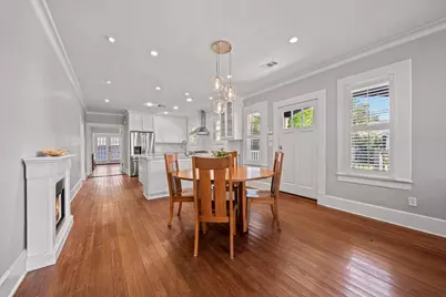 200 E 26th Street, Houston, TX 77008 - Photo 7