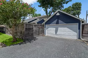 200 E 26th St, Houston, TX 77008 - Photo 27