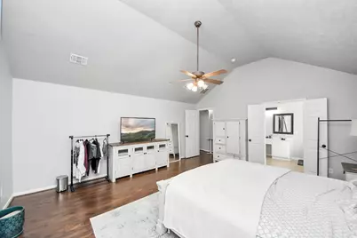 13806 Brighton Park Drive, Houston, TX 77044 - Photo 31