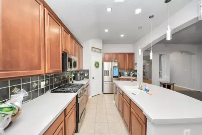 13806 Brighton Park Drive, Houston, TX 77044 - Photo 19