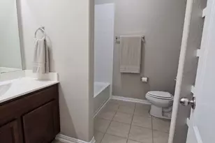 8723 W Cres Lake Cir, Baytown, TX 77521 - Photo 19