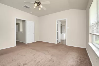 139 Benedict Canyon Loop, The Woodlands, TX 77382 - Photo 11