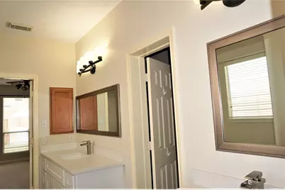 8123 Buffalo Springs Court, Sugar Land, TX 77479 - Photo 15