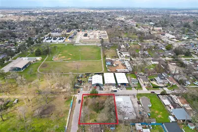 202 Burbank Street, Houston, TX 77076 - Photo 11