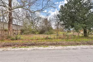 202 Burbank St, Houston, TX 77076 - Photo 1