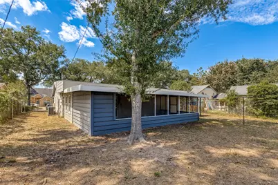 200 Pine Street, Prairie View, TX 77445 - Photo 25