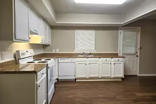 18215 Tall Cypress Dr, Spring, TX 77388 - Photo 9