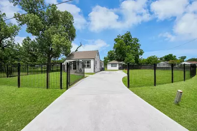 7003 Darien Street, Houston, TX 77028 - Photo 5