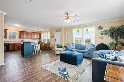 975 S Redfish, Crystal Beach, TX 77650 - Photo 11