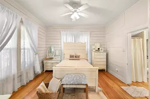 12411 E Texas St, Burton, TX 77835 - Photo 15