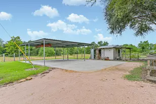 7765 Pigeon Dr, Hitchcock, TX 77563 - Photo 37