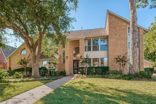 15714 Sylvan Lake Dr, Houston, TX 77062 - Photo 3