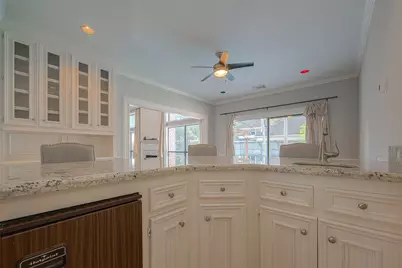 15714 Sylvan Lake Drive, Houston, TX 77062 - Photo 13