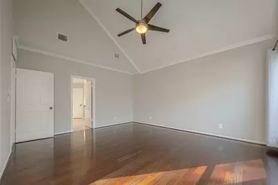 15714 Sylvan Lake Drive, Houston, TX 77062 - Photo 33