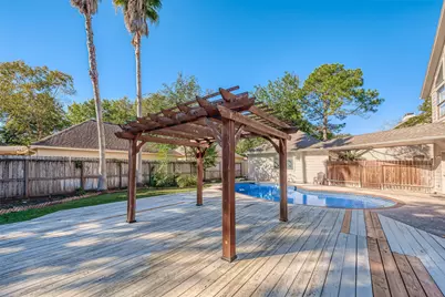 15714 Sylvan Lake Drive, Houston, TX 77062 - Photo 47