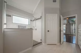 15714 Sylvan Lake Dr, Houston, TX 77062 - Photo 41