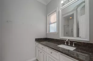 15714 Sylvan Lake Dr, Houston, TX 77062 - Photo 17