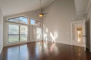 15714 Sylvan Lake Dr, Houston, TX 77062 - Photo 31