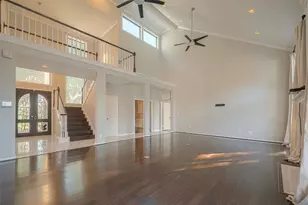 15714 Sylvan Lake Dr, Houston, TX 77062 - Photo 9