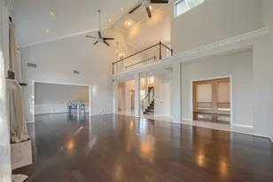 15714 Sylvan Lake Dr, Houston, TX 77062 - Photo 7
