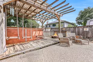 1909 Lavaca St, Friendswood, TX 77546 - Photo 25