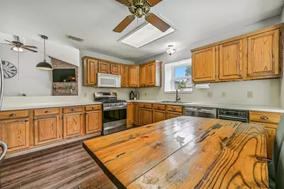 1909 Lavaca Street, Friendswood, TX 77546 - Photo 13