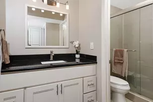 3402 Garrott St, Houston, TX 77006 - Photo 17