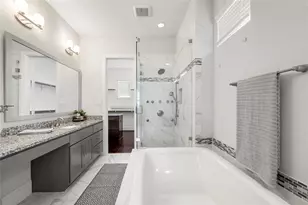 411 T C Jester Blvd, Houston, TX 77007 - Photo 19