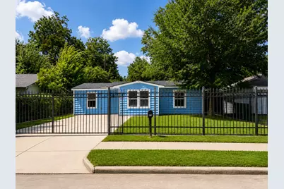 5317 Tarawa Road, Houston, TX 77033 - Photo 3